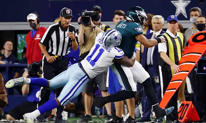 Cowboys EDGE Micah Parsons takes down Philadelphia Eagles QB Jalen Hurts.